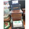 Image 3 : LOT DE 22+ BOITIERS ET COFFRE ASST