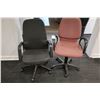 Image 1 : LOT DE 2 CHAISES DE BUREAUX ASST