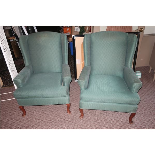 LOT DE 2 FAUTEUILS