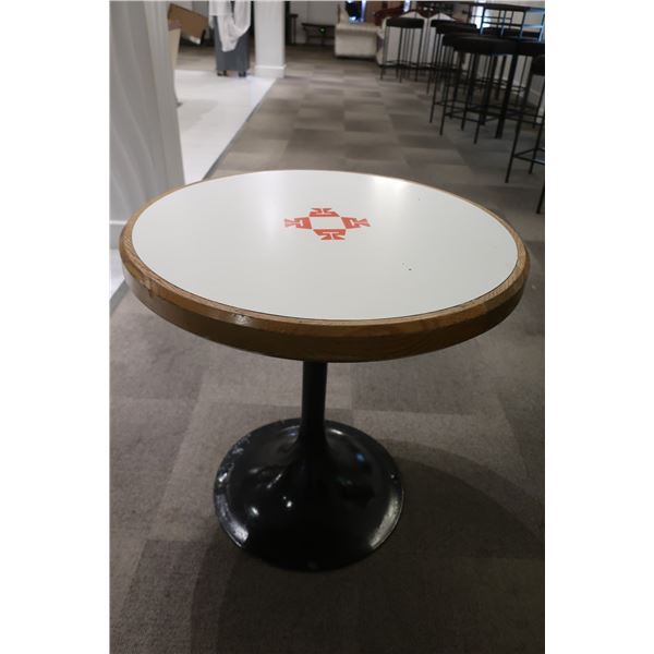 TABLE RONDE 26"d.x30"
