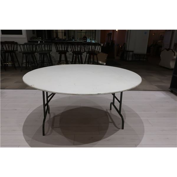 TABLE RONDE PLIANTE 5'