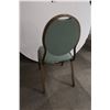 Image 2 : CHAISE EMPILABLE