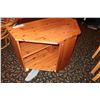Image 2 : RANGEMENT EN BOIS 39"x25"x25"