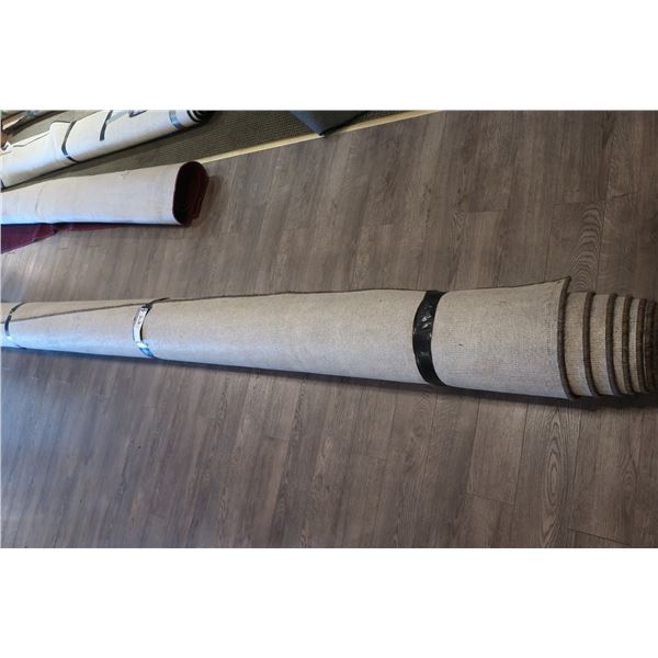 ROULEAUX TAPIS 122" DE LONGUEUR