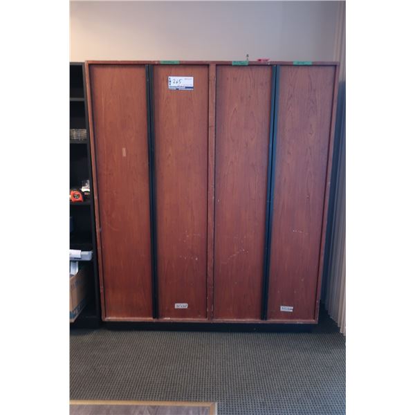 ARMOIRE EN BOIS 60"x24"x72"