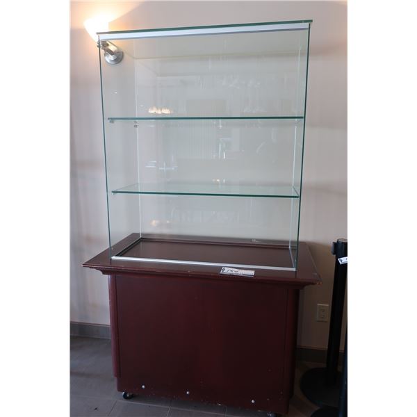 VITRINE SUR BASE EN BOIS MOBILE 44"x24"x74"