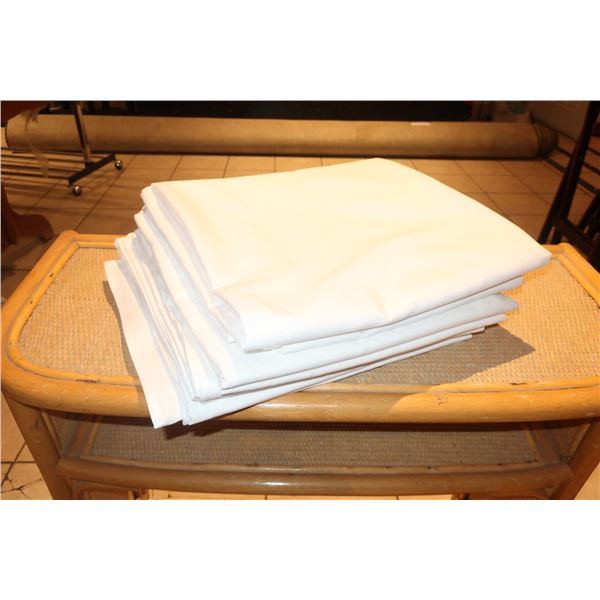 NAPPE 54 x54  BLANC