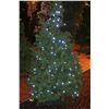 Image 2 : ARBRE DE NOËL 5.5' AVEC LUMIÈRES ET BASE
