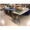 Image 1 : 4 FOLDING UTILITY TABLES 6'