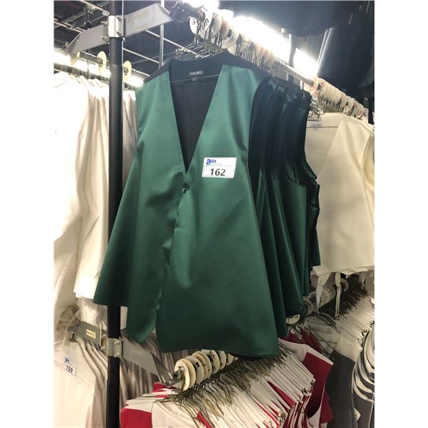 GREEN/BLACK MEN'S VESTS APPROX 30  MIXED SIZES