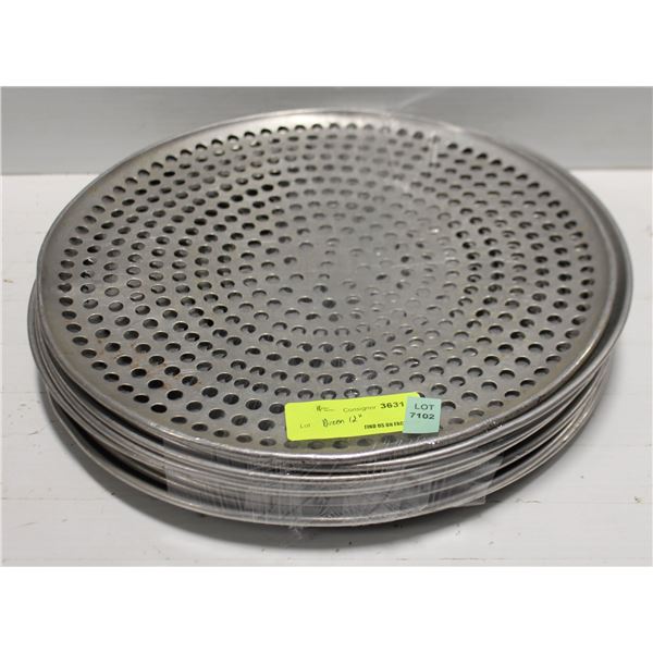 LOT OF 12 ALUMINUM 12" PERFORATED PIZZA PANS