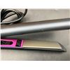Image 3 : Angenil Professional Titanium Straightening Iron Silicone Resistant Mat