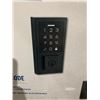 Image 3 : Weiser Smartcode Touchpad Deadbolt and Handleset Combo Pack