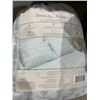 Image 3 : Jennifer Adams King Size Luxury Soft Sheet Set
