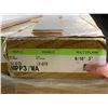Image 7 : Pallet Lot of  Satin Finish Hardwood Flooring - Maple -  15 Boxes - 16.3 Sq ft / Box
