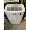 Image 2 : DeLonghi Pinngino Portable Air Conditioner with Window Mount Accessories