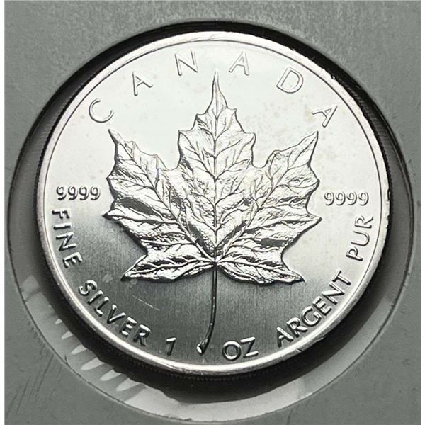 2009 Canada $5 Maple Leaf 1 ozt .9999 Silver