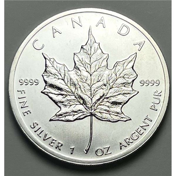 2012 Canada $5 Maple Leaf 1 ozt .9999 Silver