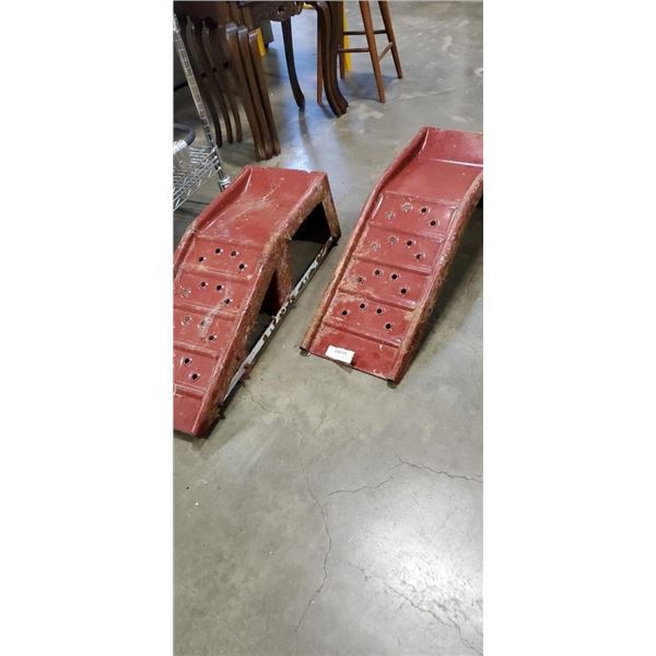 PAIR OF METAL CAR RAMPS