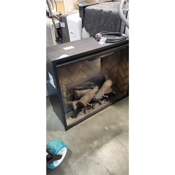 120V FIREPLACE INSERT WORKING 30  X 25.5 