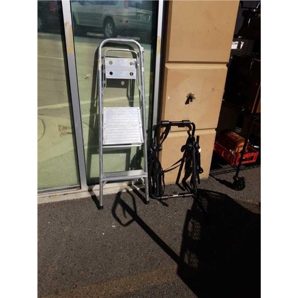 ALUMINUM A FRAME LADDER WITH TRUNK MOUNT BICYCLE CARRIER