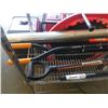 Image 2 : LOT OF GARDEN TOOLS AND ROLL OF POLY