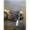 Image 8 : DEWALT DUAL TANK AIR COMPRESSOR W0RKING