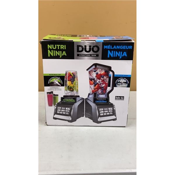 NINJA DUO AUTO ID 1300W STAND BLENDER W/ CUPS  - RETAIL $299