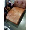 Image 2 : EQ3 LEATHER CHAISE LOUNGE CHAIR