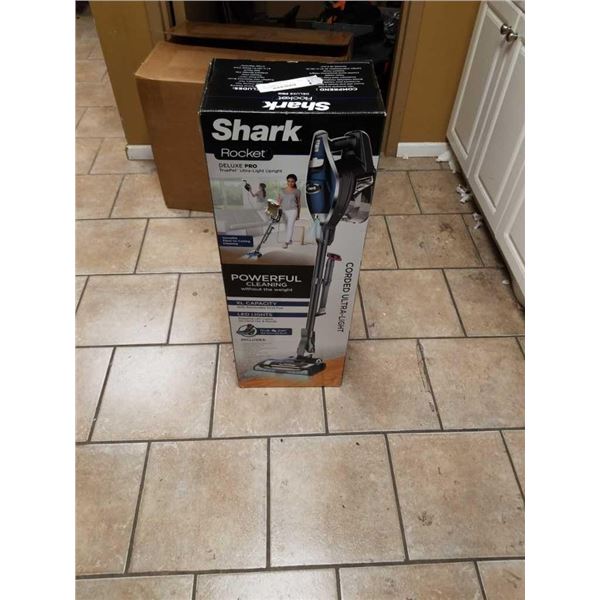 SHARK ROCKET DELUXE PRO CORDED ULTRA-LIGHT VACUUM TESTED AND WORKING - RETAIL $299