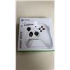 Image 1 : XBOX WIRELESS CONTROLLER ROBOT WHITE TESTED WORKING