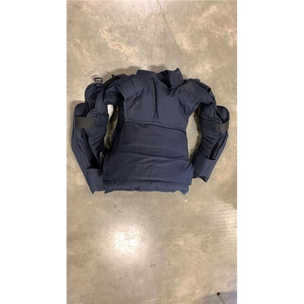 3 LAYER PROTECTIVE SUIT FOR COMBAT TRAINING  SIZE XL NOT RATED FOR SHARP OBJECTS NOT BULLETPROOF