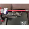 Image 5 : DYSON CYCLONE V10 MOTORHEAD CORDLESS STICK VACUUM W/ CHARGER AND ACCESSORIES - TESTED AND WORKING, R