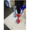 Image 3 : LOT OF ART GLASS VASES