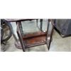 Image 3 : MAHOGANY CURVED GLASS DISPLAY CABINET W/ SHELF, MADE IN CANADA