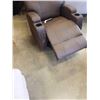 Image 4 : BROWN LEATHER MASSAGE THEATRE RECLINER WORKING