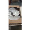 Image 1 : TRAY OF ASSORTED CORNING WARE OVEN DISHES