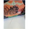 Image 3 : LEMAX SPOOKY TOWN PORCELAIN HAUNTED HOUSE AND SPOOKY KNOLL