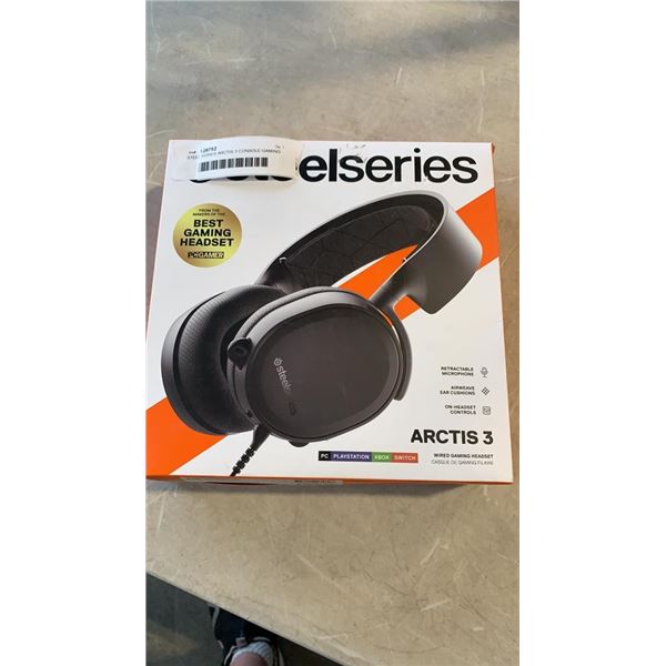 STEEL SERIES ARCTIS 3 CONSOLE GAMING HEADSET   - RETAIL $89