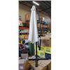 Image 1 : MY PATIO 3M DELUXE OFFSET BANANA UMBRELLA - RETAIL $699