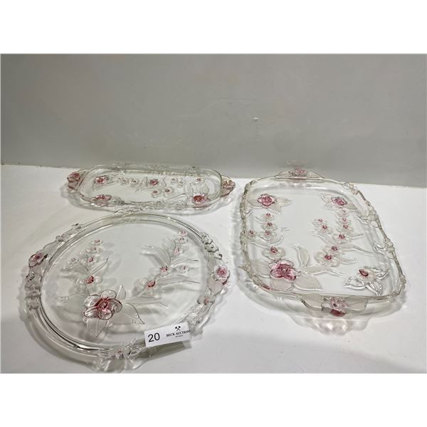 Beautiful Molded Floral Dishware