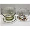 Image 1 : 2 Decorative Glass Vases With Plates