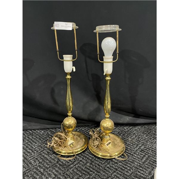 Set Of 2 Brass Lamps With Out Shades