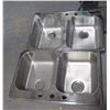 Image 1 : X2 2 DRAINS 31X18X9" STAINLESS STEEL SINKS