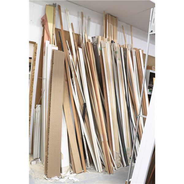 LARGE LOT OF MOLDING FOR MODULAR HOMES OR RVS