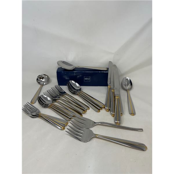 Mikasa Cutlery 4 place settings & Serving Utensils