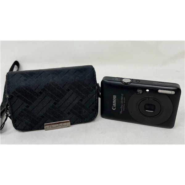Cannon Power Shot SD780 IS Digital Camera & Bag