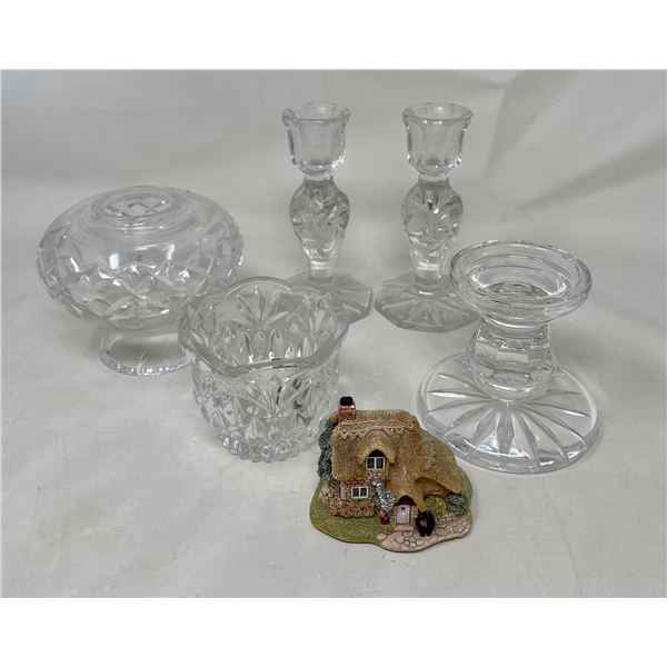 Crystal Pin Wheel Vase x2, Lilliput Lane Miniature House