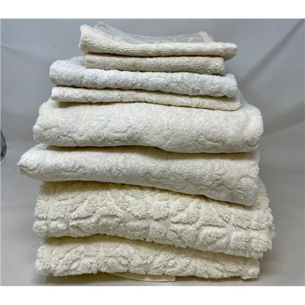Used Home Towel Set of 8