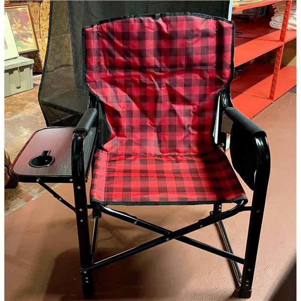 Bear Paws Chair with Side Table